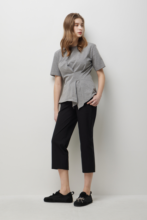 https://img.benettonmall.com/PARTS/KS/26S/SAPT31631BK_MB_D6.jpg?cb=1782918151