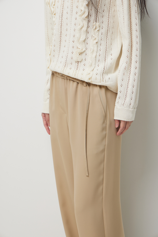 https://img.benettonmall.com/PARTS/KS/26S/SAPT32631BG_MB_D3.jpg?cb=1782918151