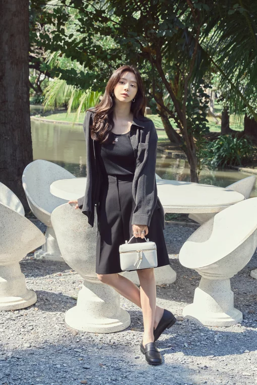 https://img.benettonmall.com/PARTS/KS/26S/SAPT33631BK_MB.jpg?cb=1782918151