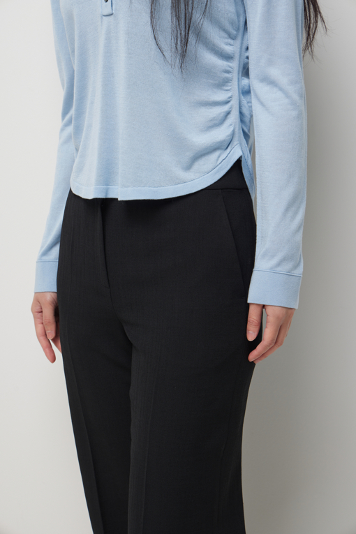 https://img.benettonmall.com/PARTS/KS/26S/SAPT34631BK_MB_D3.jpg?cb=1782918151