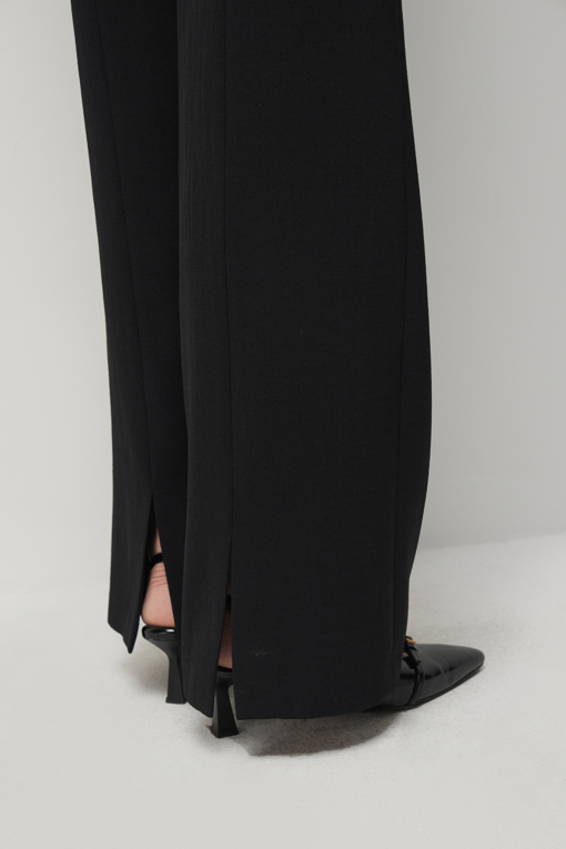 https://img.benettonmall.com/PARTS/KS/26S/SAPT34631BK_MB_D4.jpg?cb=1782918151