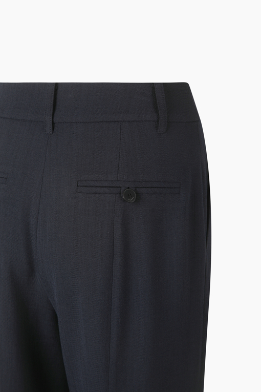 https://img.benettonmall.com/PARTS/KS/26S/SAPT34631DN_MB_D14.jpg?cb=1782918151