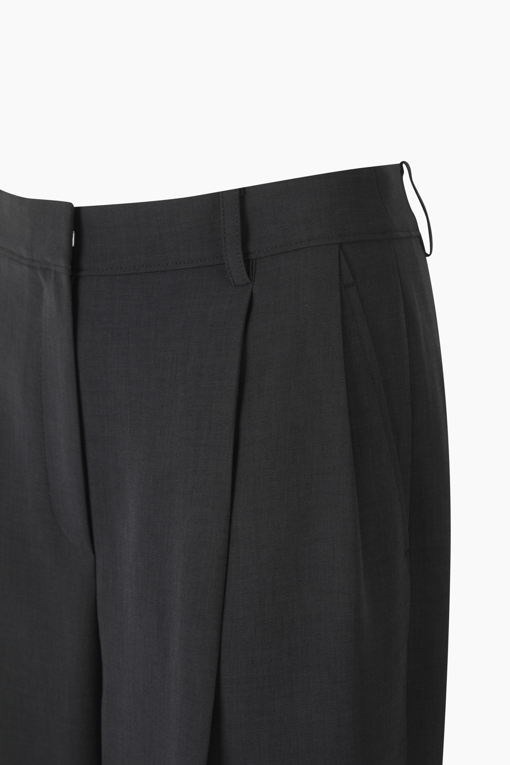 https://img.benettonmall.com/PARTS/KS/26S/SAPT35631DG_MB_D13.jpg?cb=1782918151