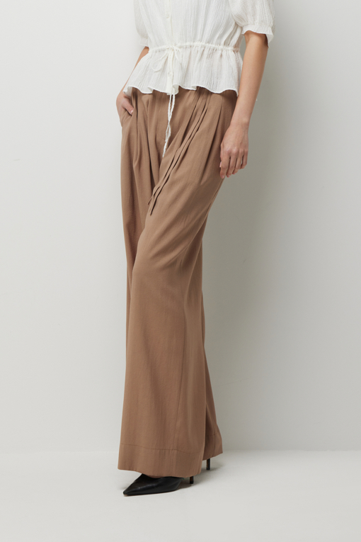 https://img.benettonmall.com/PARTS/KS/26S/SAPT37631CA_MB_D1.jpg?cb=1782918151