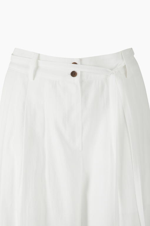 https://img.benettonmall.com/PARTS/KS/26S/SAPT37631WH_MB_D12.jpg?cb=1778668868