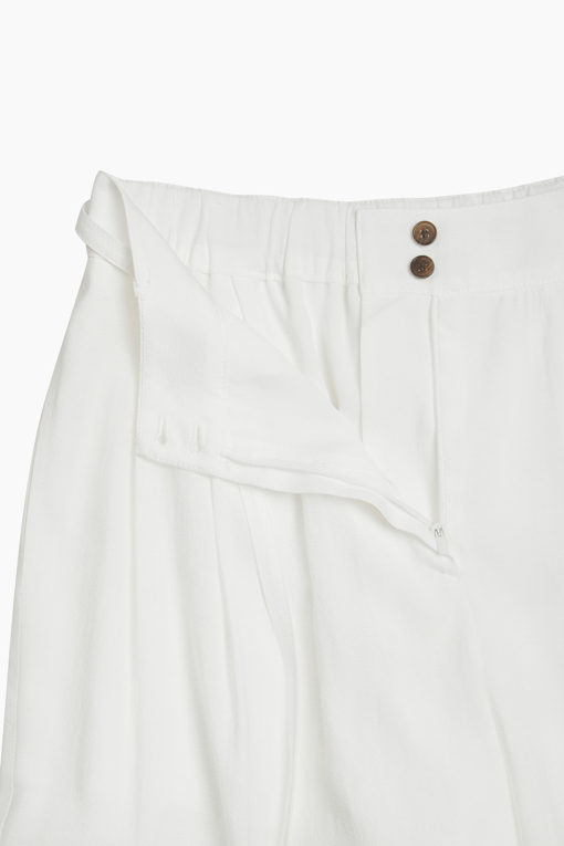 https://img.benettonmall.com/PARTS/KS/26S/SAPT37631WH_MB_D14.jpg