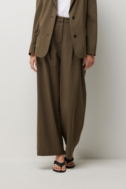 https://img.benettonmall.com/PARTS/KS/26S/SAPT38631BR_MB_D0.jpg?cb=1782918151