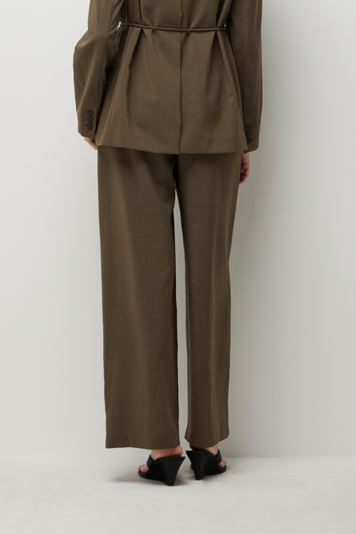 https://img.benettonmall.com/PARTS/KS/26S/SAPT38631BR_MB_D2.jpg?cb=1778668868