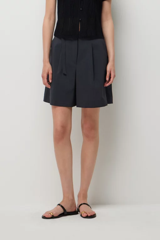 https://img.benettonmall.com/PARTS/KS/26S/SAPT39631DG_MB.jpg