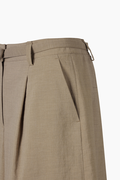 https://img.benettonmall.com/PARTS/KS/26S/SAPT39631LW_MB_D13.jpg?cb=1778668868