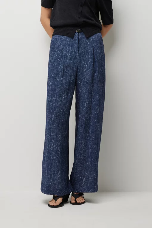 https://img.benettonmall.com/PARTS/KS/26S/SAPT40631BL_MB.jpg?cb=1782918151