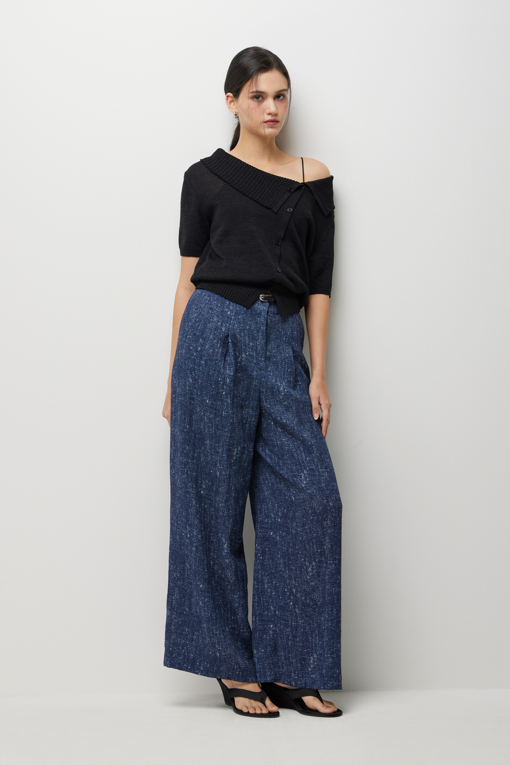 https://img.benettonmall.com/PARTS/KS/26S/SAPT40631BL_MB_D5.jpg?cb=1782918151