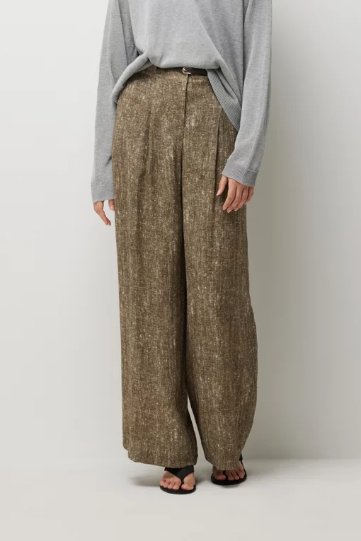 https://img.benettonmall.com/PARTS/KS/26S/SAPT40631BR_MB.jpg?cb=1782918151