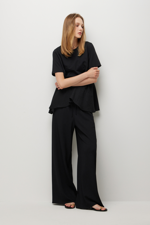 https://img.benettonmall.com/PARTS/KS/26S/SAPT42631BK_MB_D5.jpg?cb=1782918151