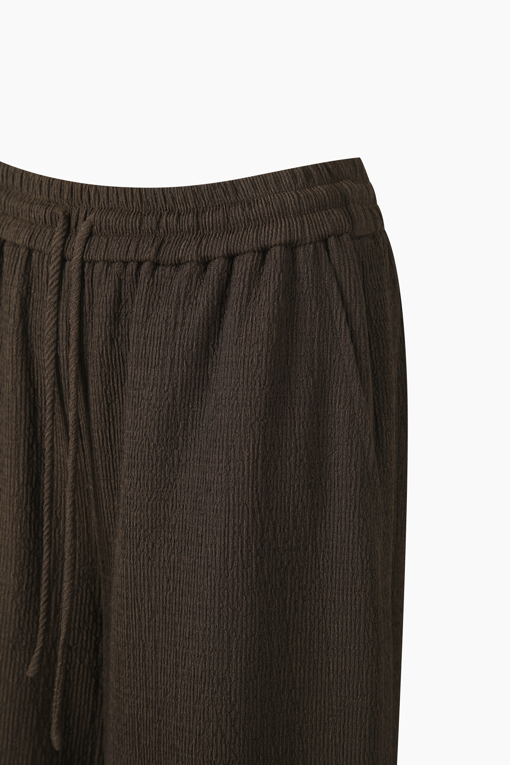 https://img.benettonmall.com/PARTS/KS/26S/SAPT42631BR_MB_D13.jpg?cb=1782918151