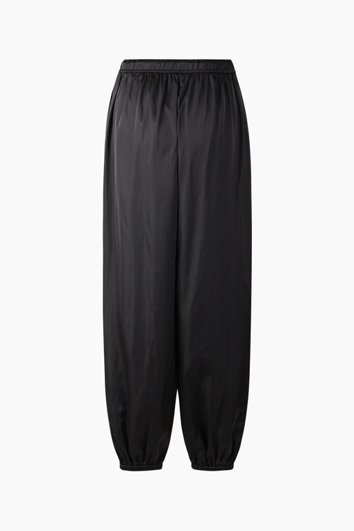 https://img.benettonmall.com/PARTS/KS/26S/SAPT43631BK_MB_D11.jpg?cb=1782918151