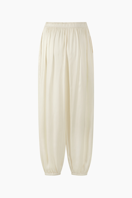 https://img.benettonmall.com/PARTS/KS/26S/SAPT43631CR_MB_D11.jpg?cb=1782918151