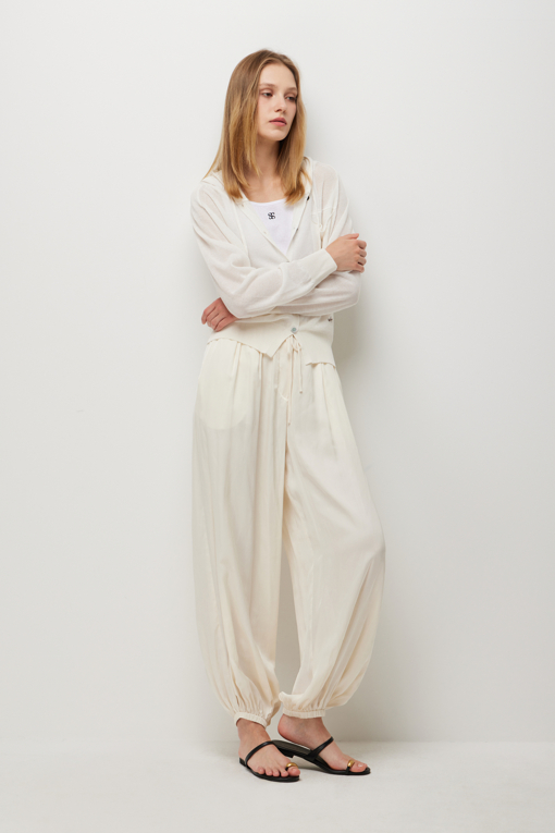 https://img.benettonmall.com/PARTS/KS/26S/SAPT43631CR_MB_D5.jpg?cb=1782918151