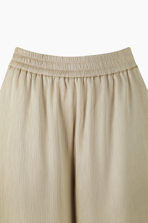 https://img.benettonmall.com/PARTS/KS/26S/SAPT44631BG_MB_D12.jpg?cb=1782918151
