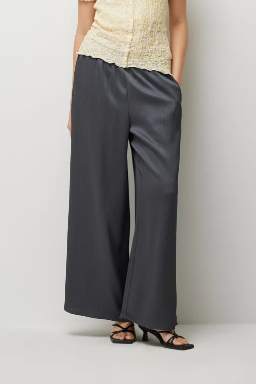 https://img.benettonmall.com/PARTS/KS/26S/SAPT44631DG_MB.jpg?cb=1782918151