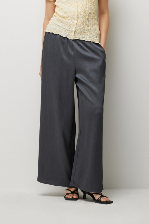 https://img.benettonmall.com/PARTS/KS/26S/SAPT44631DG_MB_D0.jpg?cb=1782918151