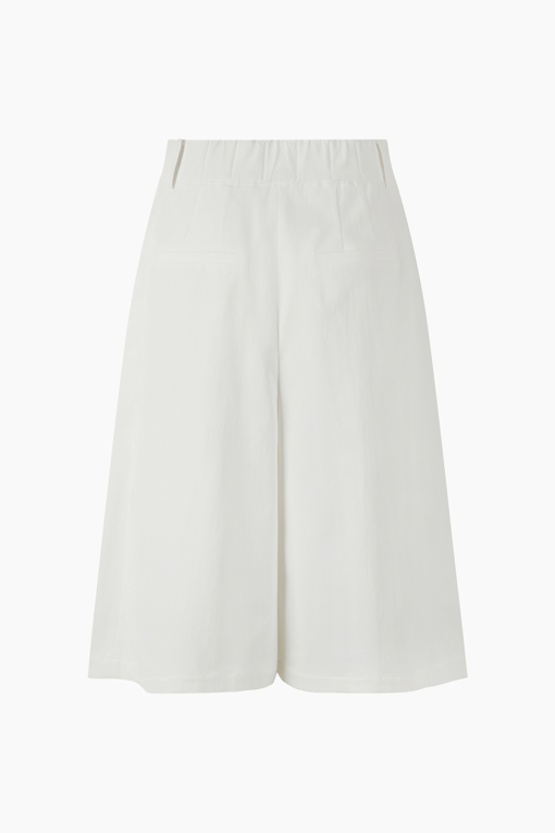 https://img.benettonmall.com/PARTS/KS/26S/SAPT45631WH_MB_D11.jpg?cb=1782918151