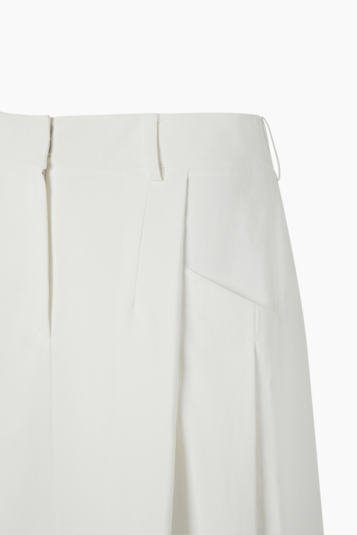 https://img.benettonmall.com/PARTS/KS/26S/SAPT45631WH_MB_D13.jpg?cb=1782918151