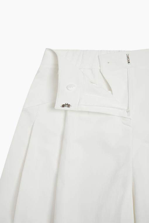 https://img.benettonmall.com/PARTS/KS/26S/SAPT45631WH_MB_D15.jpg?cb=1782918151