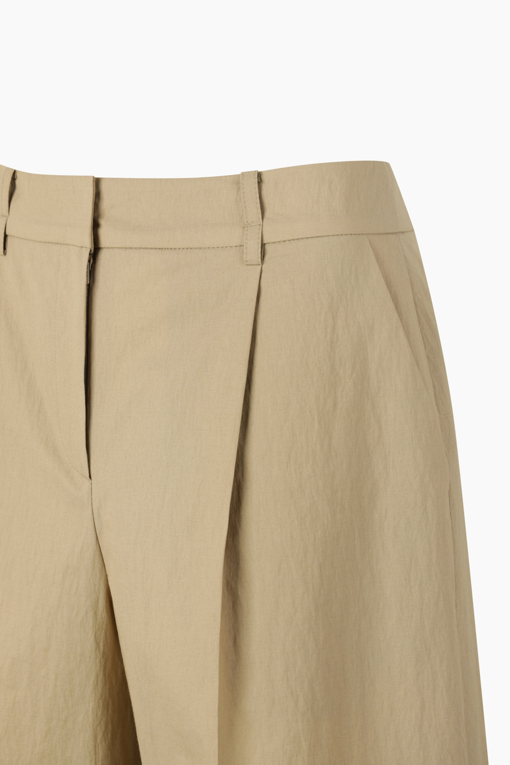 https://img.benettonmall.com/PARTS/KS/26S/SAPT46631BG_MB_D13.jpg?cb=1782918151