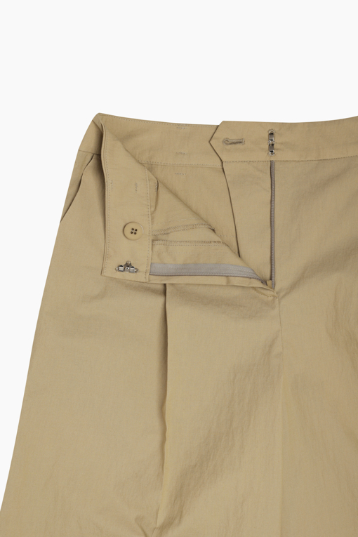 https://img.benettonmall.com/PARTS/KS/26S/SAPT46631BG_MB_D15.jpg?cb=1782918151