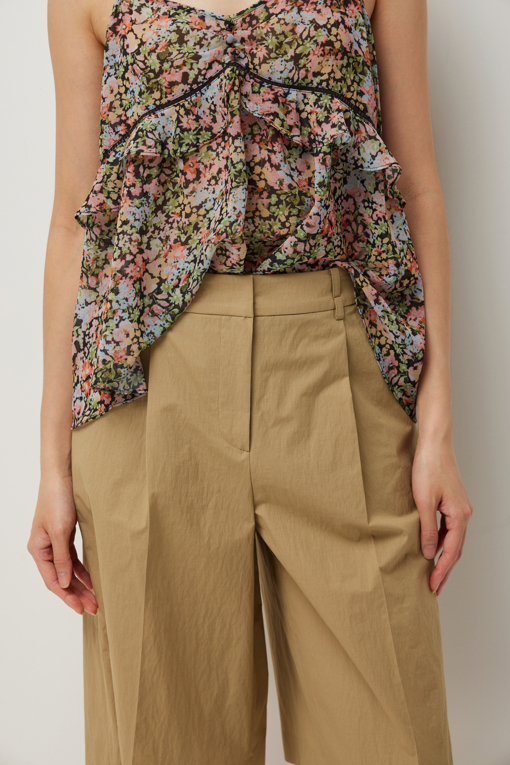 https://img.benettonmall.com/PARTS/KS/26S/SAPT46631BG_MB_D3.jpg?cb=1782918151