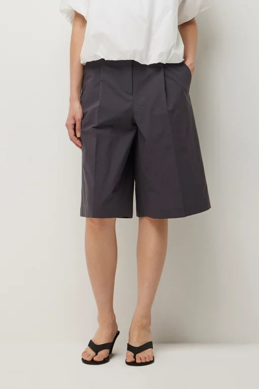https://img.benettonmall.com/PARTS/KS/26S/SAPT46631DG_MB.jpg?cb=1782918151
