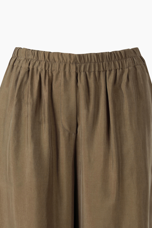 https://img.benettonmall.com/PARTS/KS/26S/SAPT47631BR_MB_D12.jpg?cb=1782918151