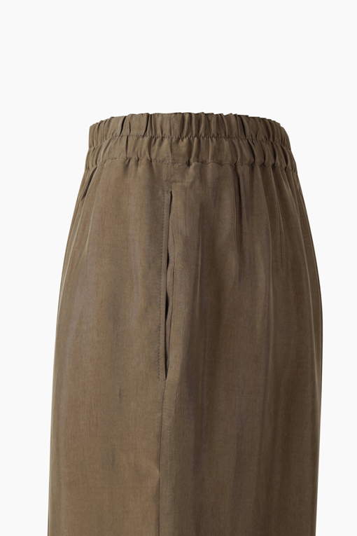 https://img.benettonmall.com/PARTS/KS/26S/SAPT47631BR_MB_D13.jpg?cb=1782918151