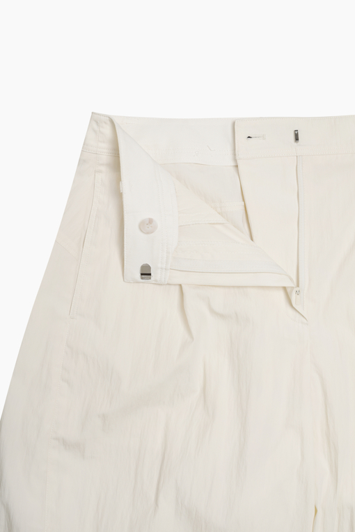 https://img.benettonmall.com/PARTS/KS/26S/SAPT48631IV_MB_D15.jpg?cb=1782918151