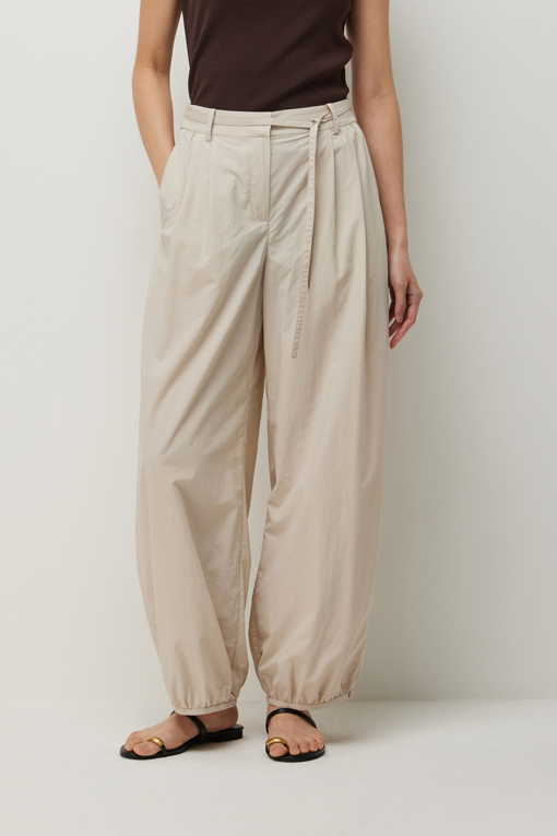 https://img.benettonmall.com/PARTS/KS/26S/SAPT49631BE_MB_D0.jpg?cb=1782918151