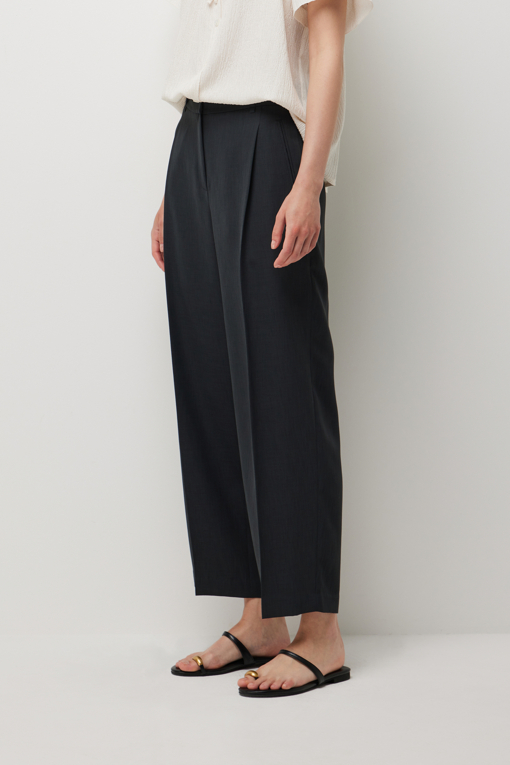 https://img.benettonmall.com/PARTS/KS/26S/SAPT50631DG_MB_D1.jpg?cb=1782918151