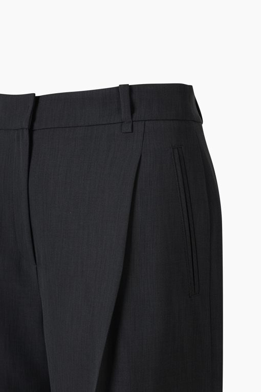 https://img.benettonmall.com/PARTS/KS/26S/SAPT50631DG_MB_D13.jpg?cb=1782918151