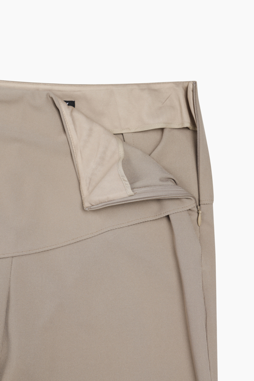 https://img.benettonmall.com/PARTS/KS/26S/SAPT51631BG_MB_D5.jpg?cb=1778668868