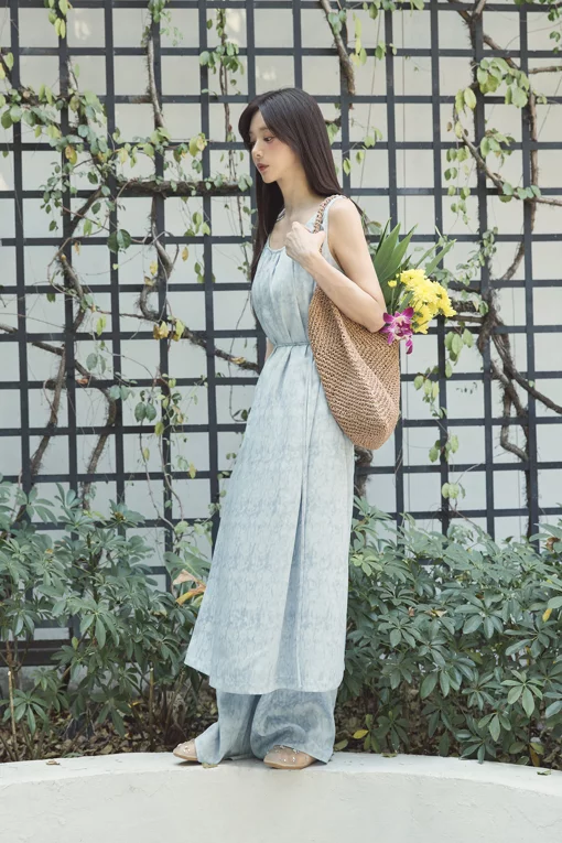 https://img.benettonmall.com/PARTS/KS/26S/SAPT54631BL_MB.jpg?cb=1782918151