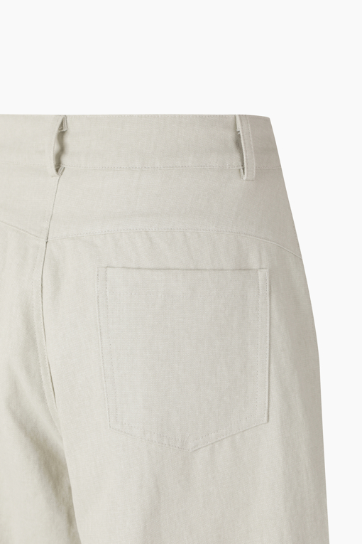 https://img.benettonmall.com/PARTS/KS/26S/SAPT71611LG_MB_D13.jpg?cb=1782918151
