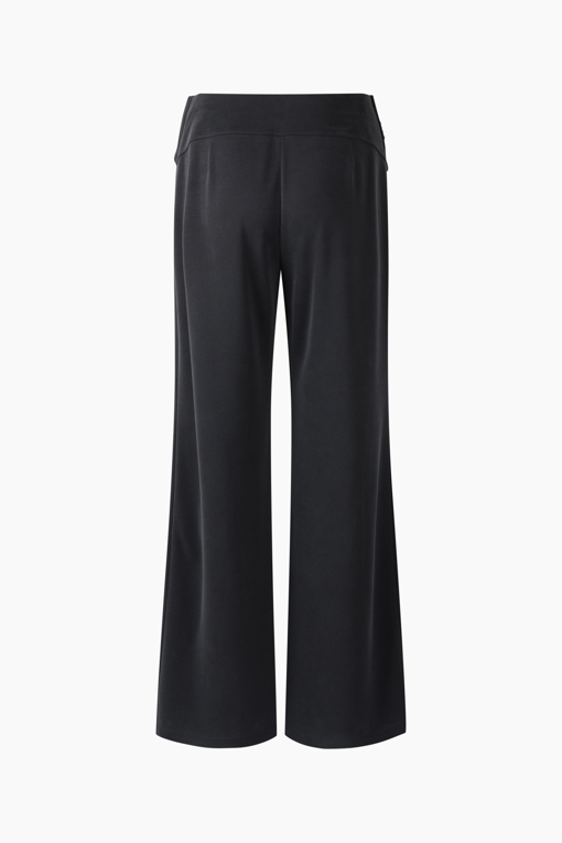 https://img.benettonmall.com/PARTS/KS/26S/SAPTE3631BK_MB_D11.jpg?cb=1777643535