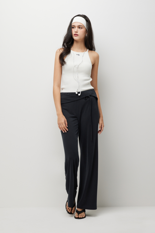 https://img.benettonmall.com/PARTS/KS/26S/SAPTE3631BK_MB_D6.jpg?cb=1777643535