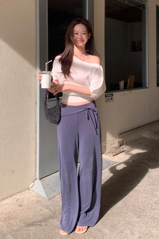 https://img.benettonmall.com/PARTS/KS/26S/SAPTE3631NY_MB.jpg?cb=1777643535