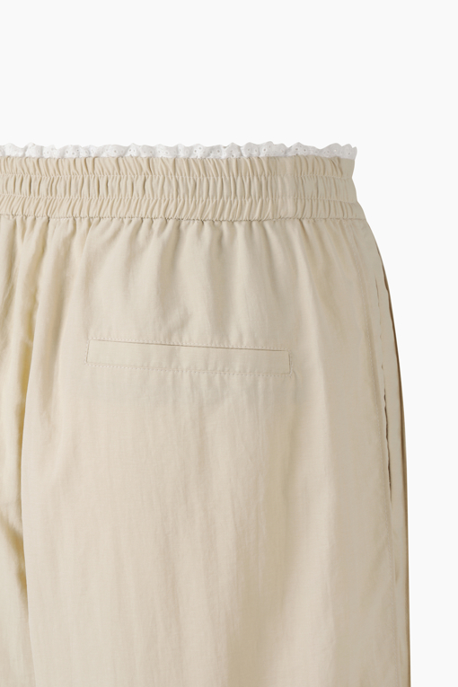 https://img.benettonmall.com/PARTS/KS/26S/SAPTE4631BE_MB_D14.jpg?cb=1778668868