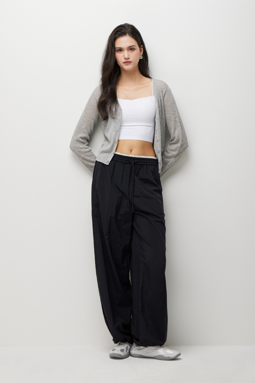 https://img.benettonmall.com/PARTS/KS/26S/SAPTE4631BK_MB_D7.jpg?cb=1778668868