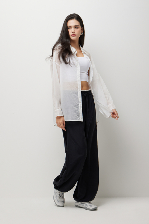 https://img.benettonmall.com/PARTS/KS/26S/SAPTE4631BK_MB_D8.jpg?cb=1777643535