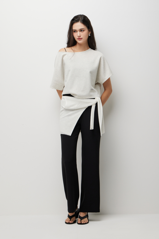 https://img.benettonmall.com/PARTS/KS/26S/SAPTE5631BK_MB_D5.jpg?cb=1778668868