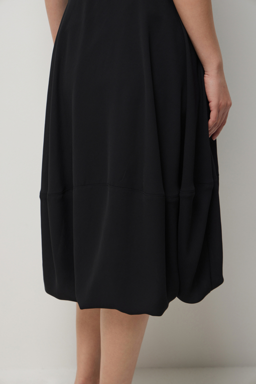 https://img.benettonmall.com/PARTS/KS/26S/SASK31631BK_MB_D4.jpg?cb=1782918151