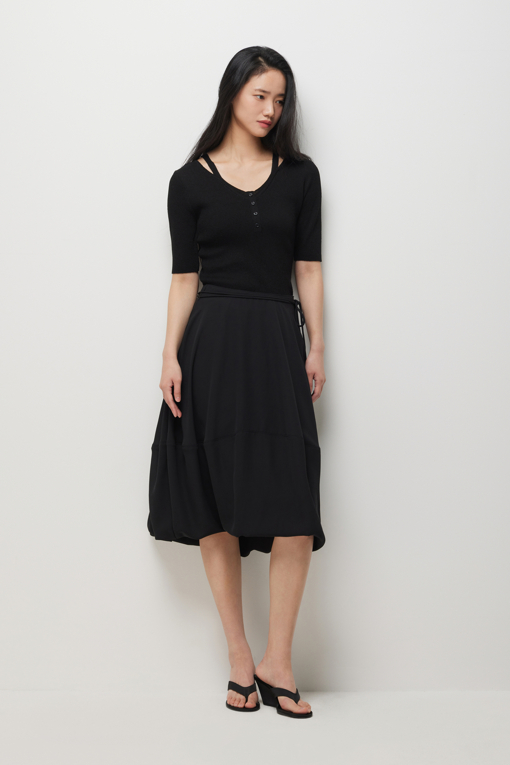 https://img.benettonmall.com/PARTS/KS/26S/SASK31631BK_MB_D5.jpg?cb=1782918151